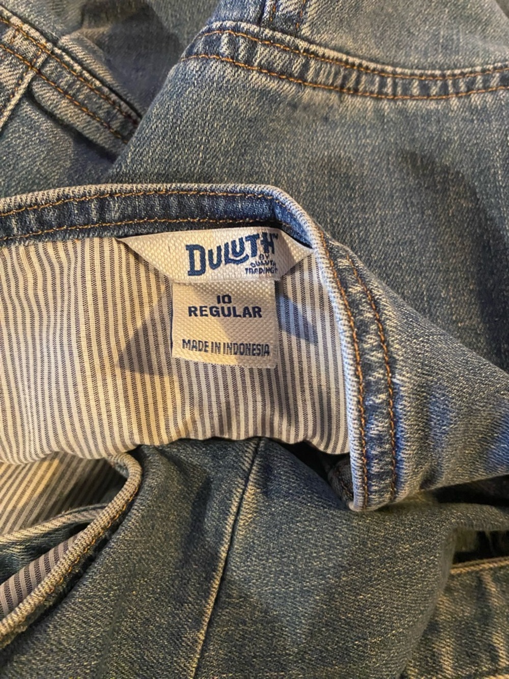 Duluth Trading Co Jean Overalls with cute waist tie! - Picture 4 of 4